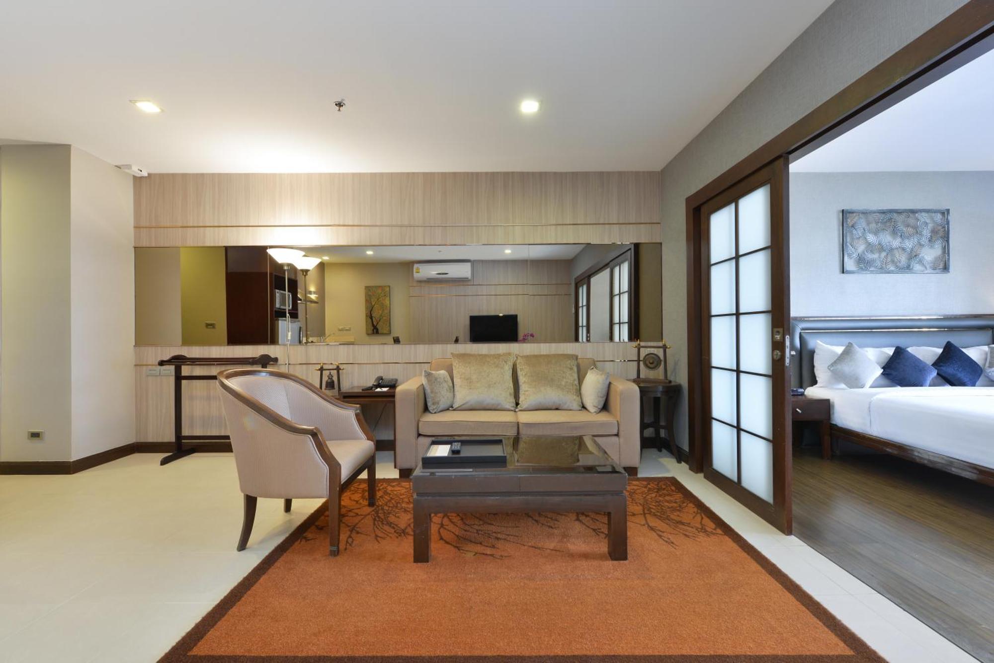Grand Mercure Bangkok Asoke Residence Exterior foto
